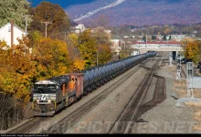 Ethanol train.webp
