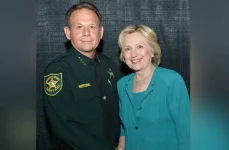 browrd shriff with clinton.webp