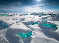lake-baikal-ice-310.webp