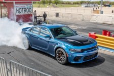 dodge-charger-hellcat-redeye-2021--05-angle--blue--dynamic--exterior--front.jpg