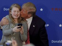 trump-kisses-young-girl.jpg