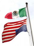 mexican_flag_american_flag_upsidedown1.jpg