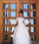 sleeved-wedding-dresses-2011-trends__full.jpg