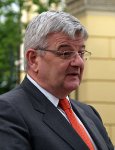 220px-Joschka_Fischer.jpg