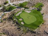 conflict12-golf-course-desert_13153_600x450.webp