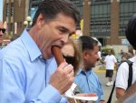 rick_perry_corn_dog2.jpg