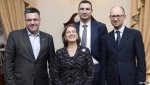 victoria_nuland-in-ukraine_with_neo_nazi_svoboda_leader_oleh_tyahnybok.jpg