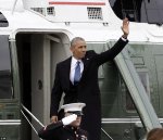 3c54dc7d00000578-4140672-barack_obama_waves_as_he_boards_marine_one_and_departs_the_capit-a-77_1.jpg