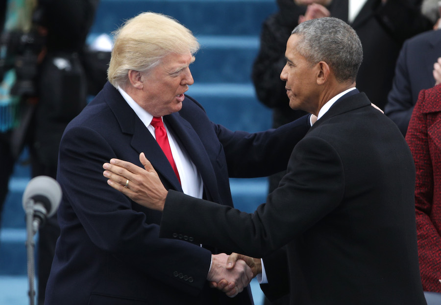 barack-obama-donald-trump-saludo.jpg