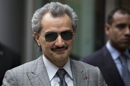 2013-08-18T110557Z_1_CBRE97H0UU100_RTROPTP_2_CNEWS-US-SAUDI-ALWALEED-PREACHER.JPG