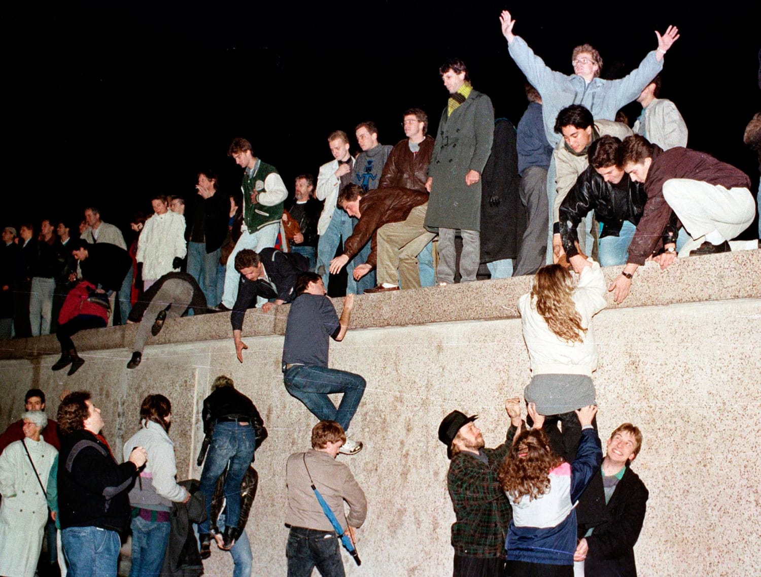 141104-berlin-wall-neely-main_c1aff88b258dc402c55e4436ef77e3d4.jpg