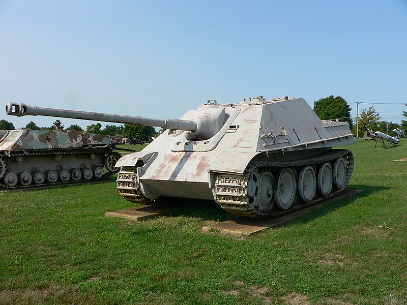 800px-Jagdpanther2.jpg