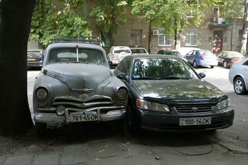 odessa-old-and-new-cars.jpg